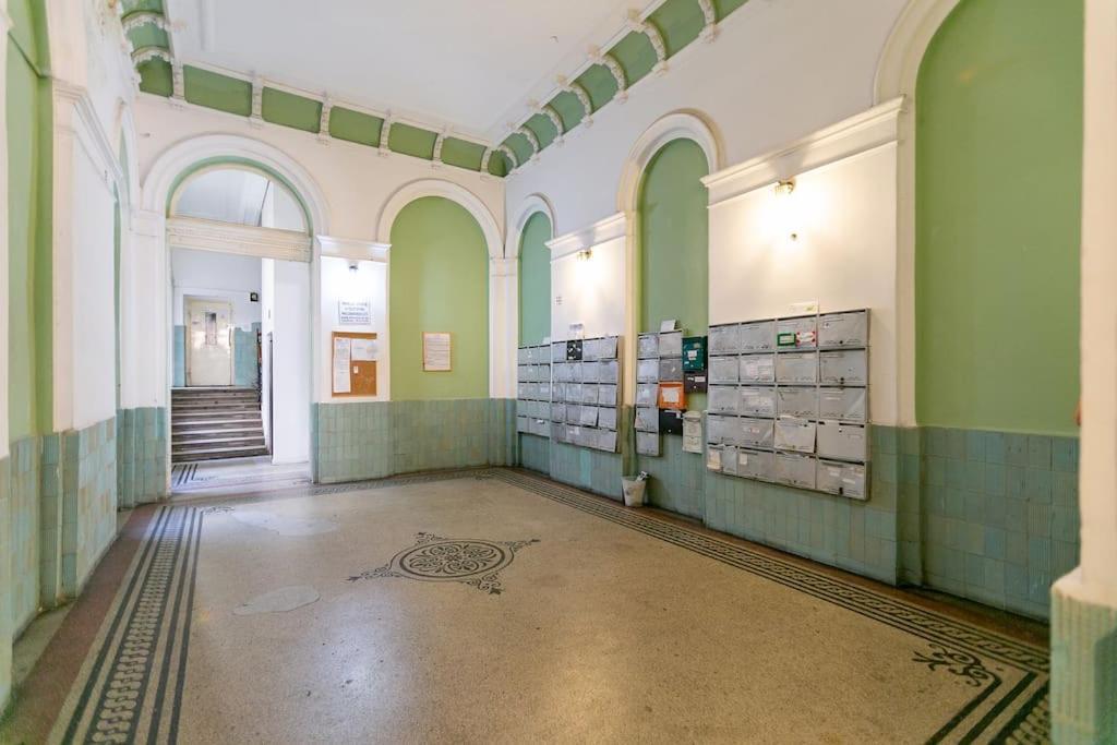 Апартаменти King Street Center